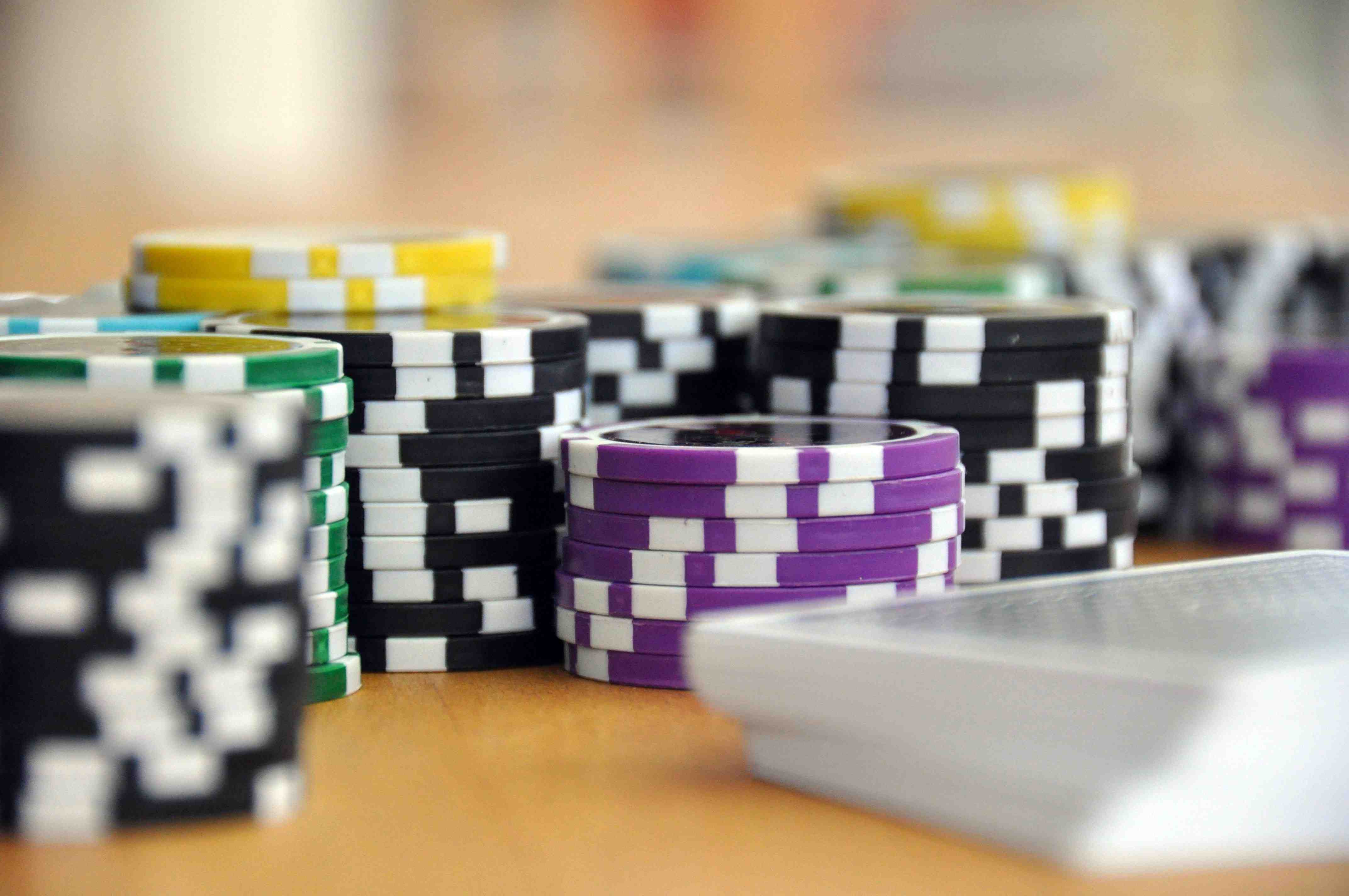 mm365 Live Betting Interface တွင် တိုက်ရိုက် Odds များကို ကြည့်ရှုလောင်းထိုးနေသော မြင်ကွင်း